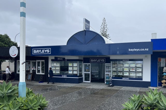 Josh Smith Commercial Team - Bayleys Waikato