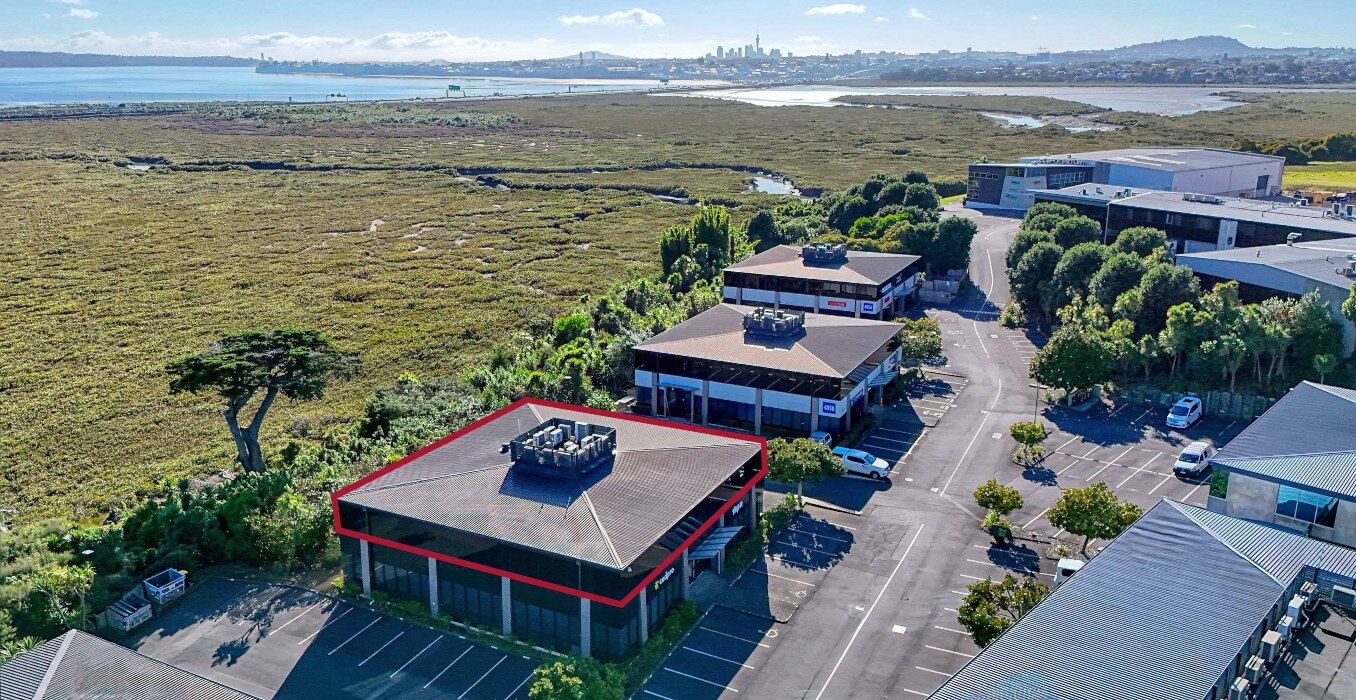 3-and-4,-485C-Rosebank-Road,-Rosebank,-Auckland---1356x700.jpg