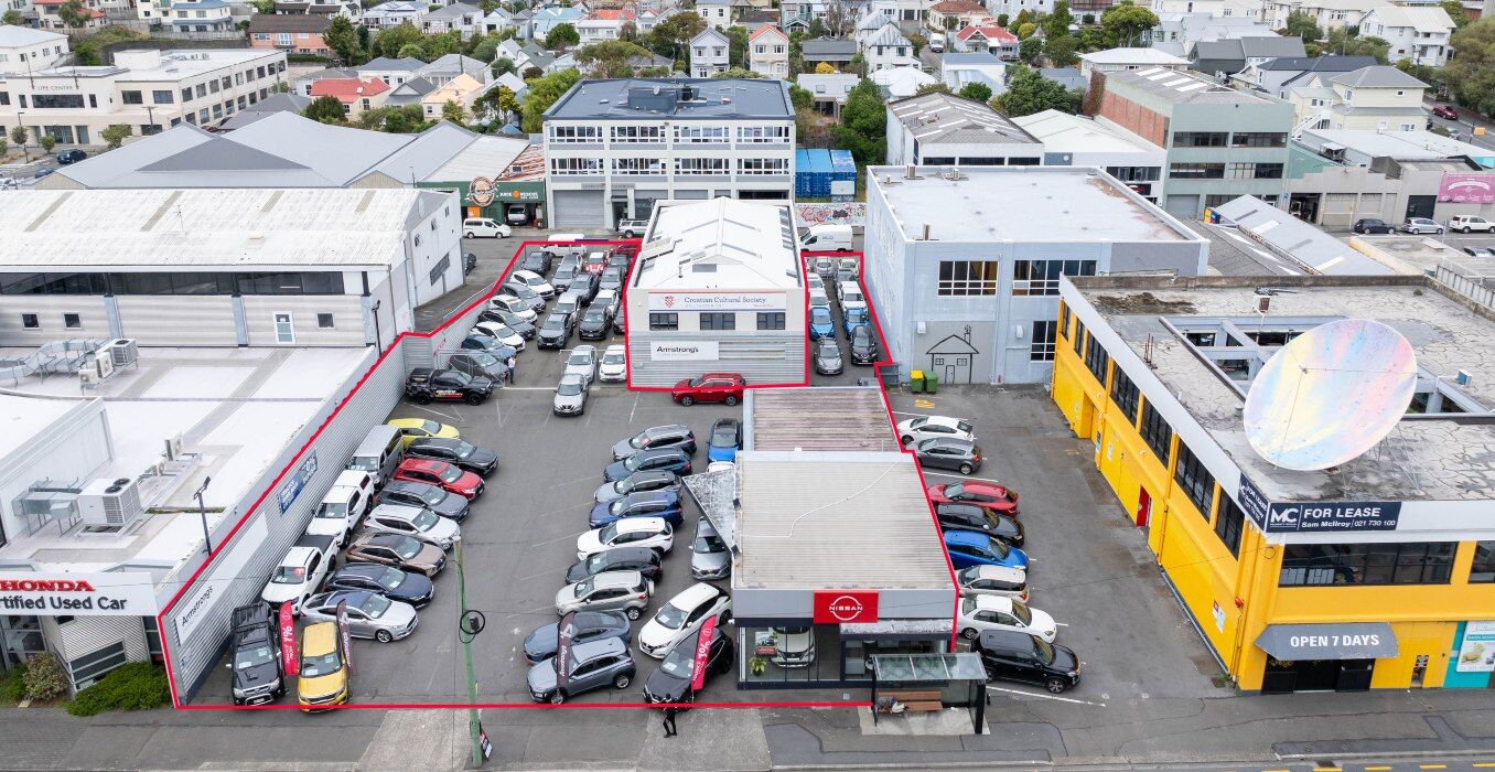 74-Kent-Terrace,-Wellington---1356x700.jpg