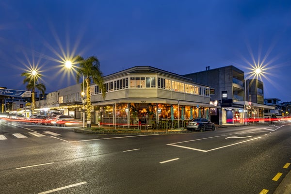 1-St-Heliers-Bay-Road_HERO.jpg