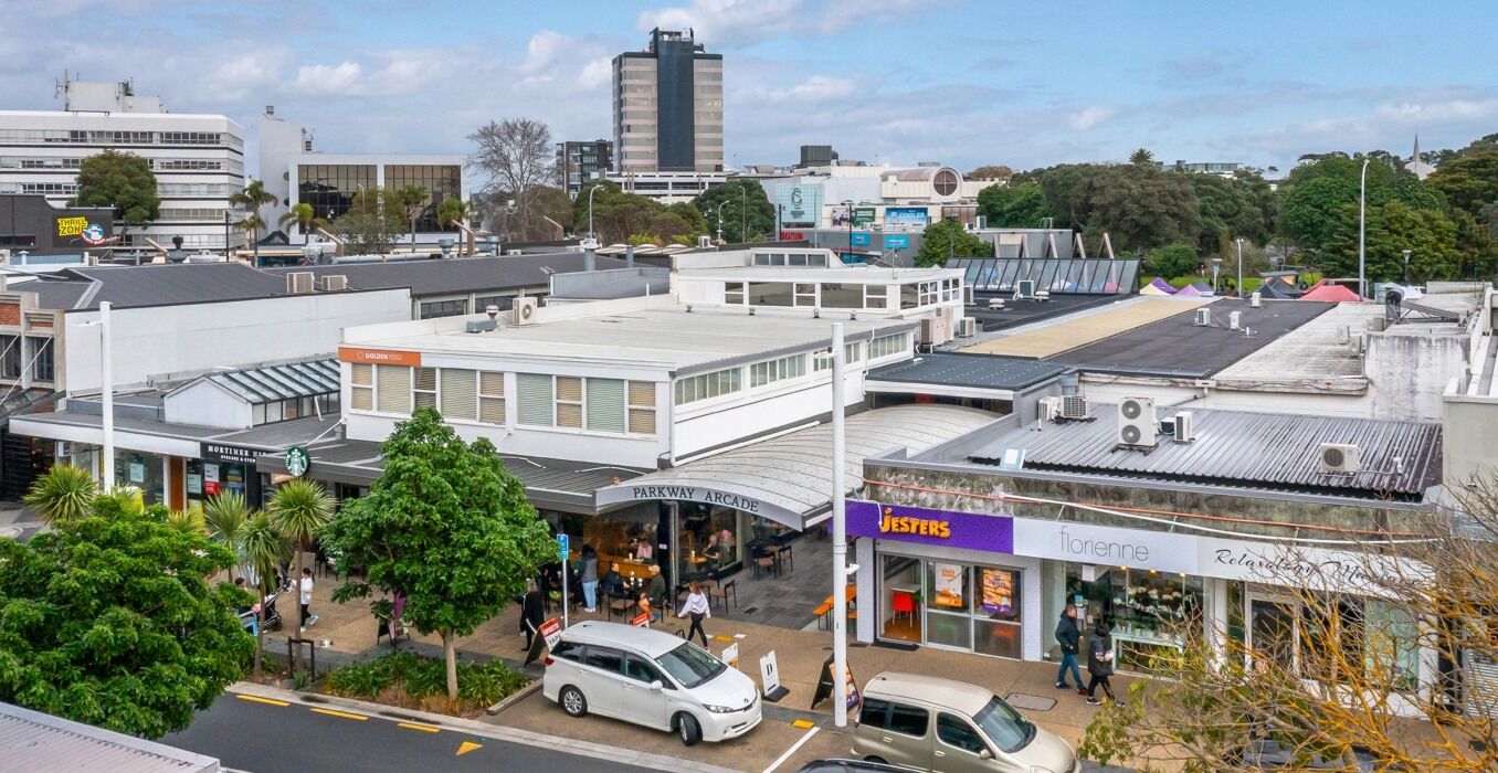 46-Hurstmere-Road,-Takapuna,-Auckland--1356x700.jpg