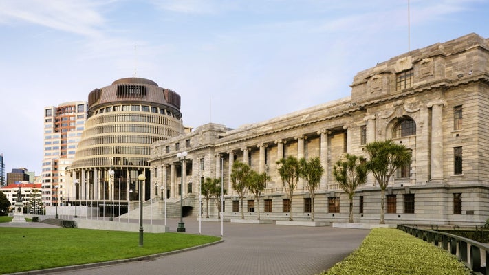 Wellington-The-Beehive-and-Parliament-House-New-Zealand-stock-photo.jpg