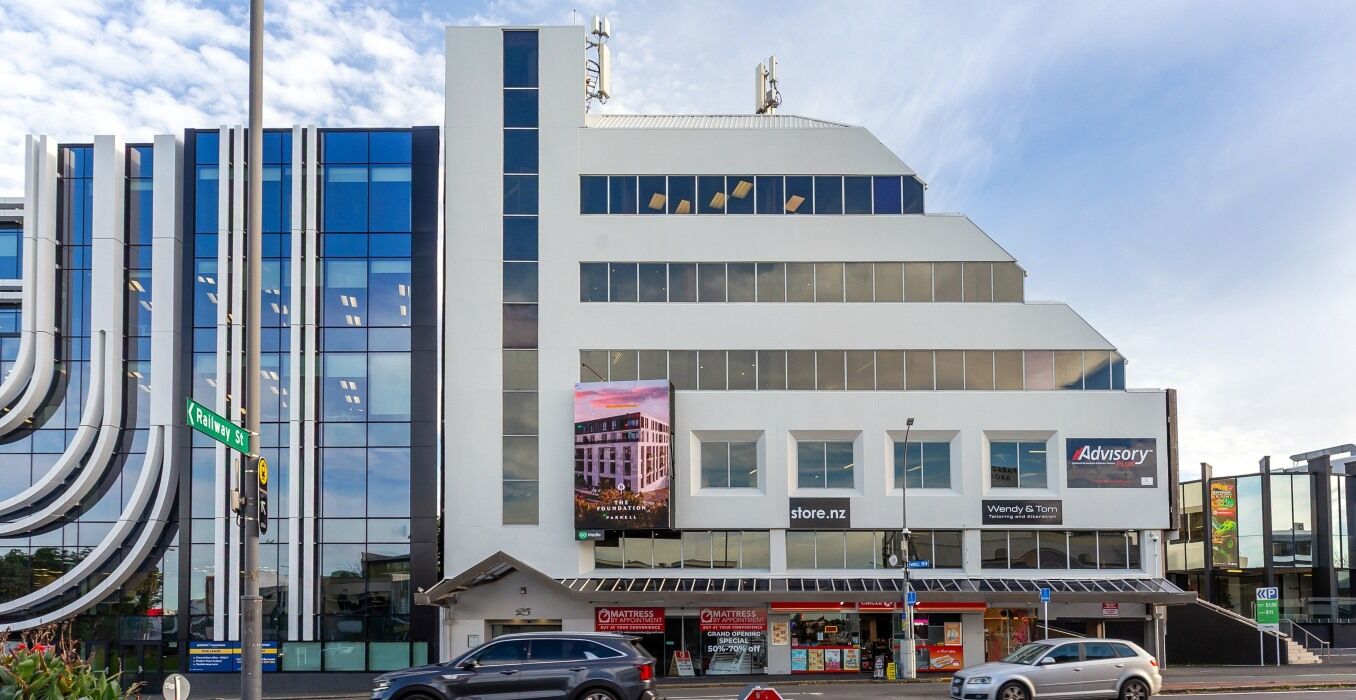 25-Broadway,-Newmarket,-Auckland---1356x700.jpg