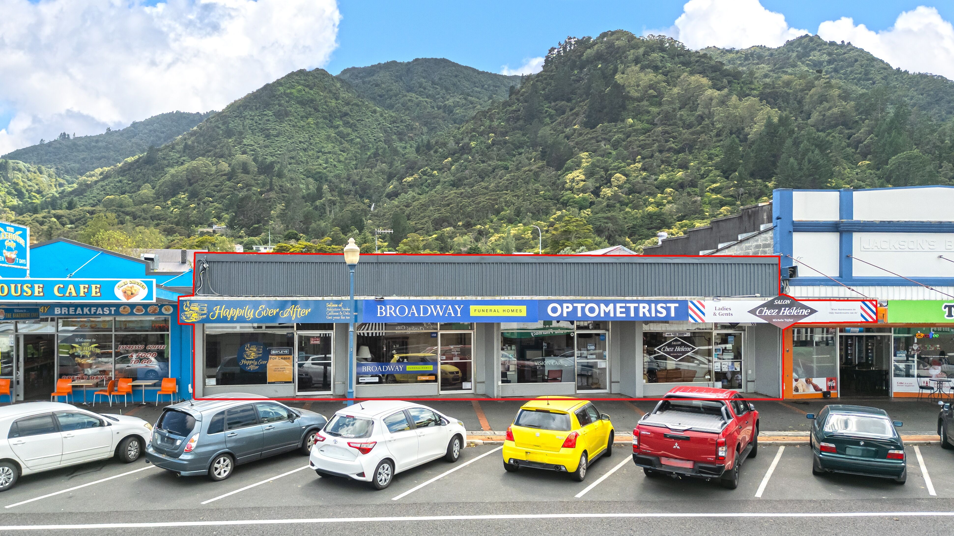 Multi-tenanted retail block offers rental growth