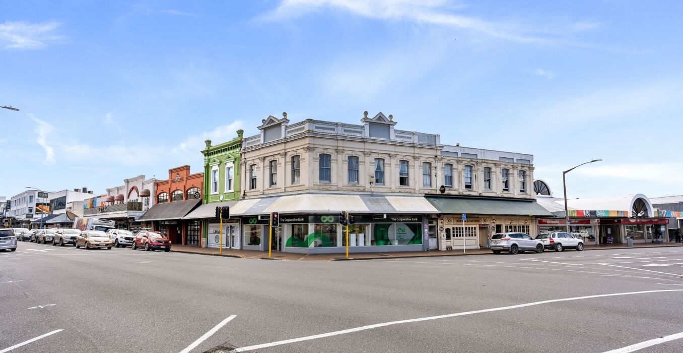 Cnr-Bank-Street-and-Vine-Street,-Whangarei---hero-1356x700.jpg