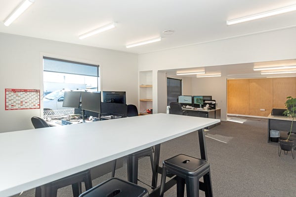 Bayleys---124-126-Disraeli-Street,-Gisborne_2.jpg