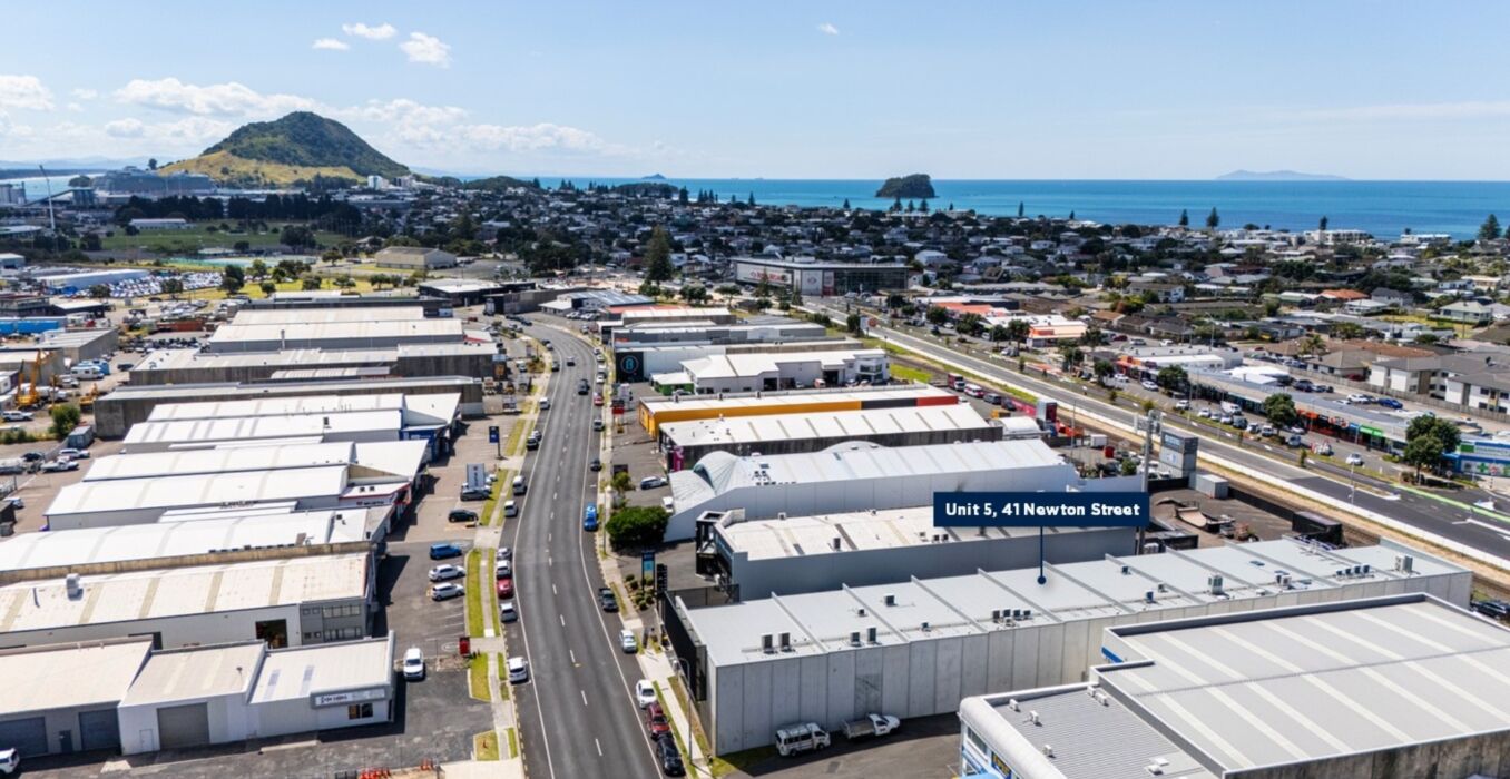 41-Newton-St---Mt-Maunganui-1356x700.jpg